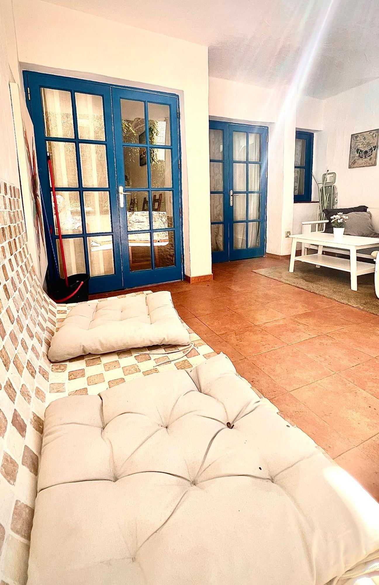 Cozy Two Bed Apartment. Адехе Экстерьер фото