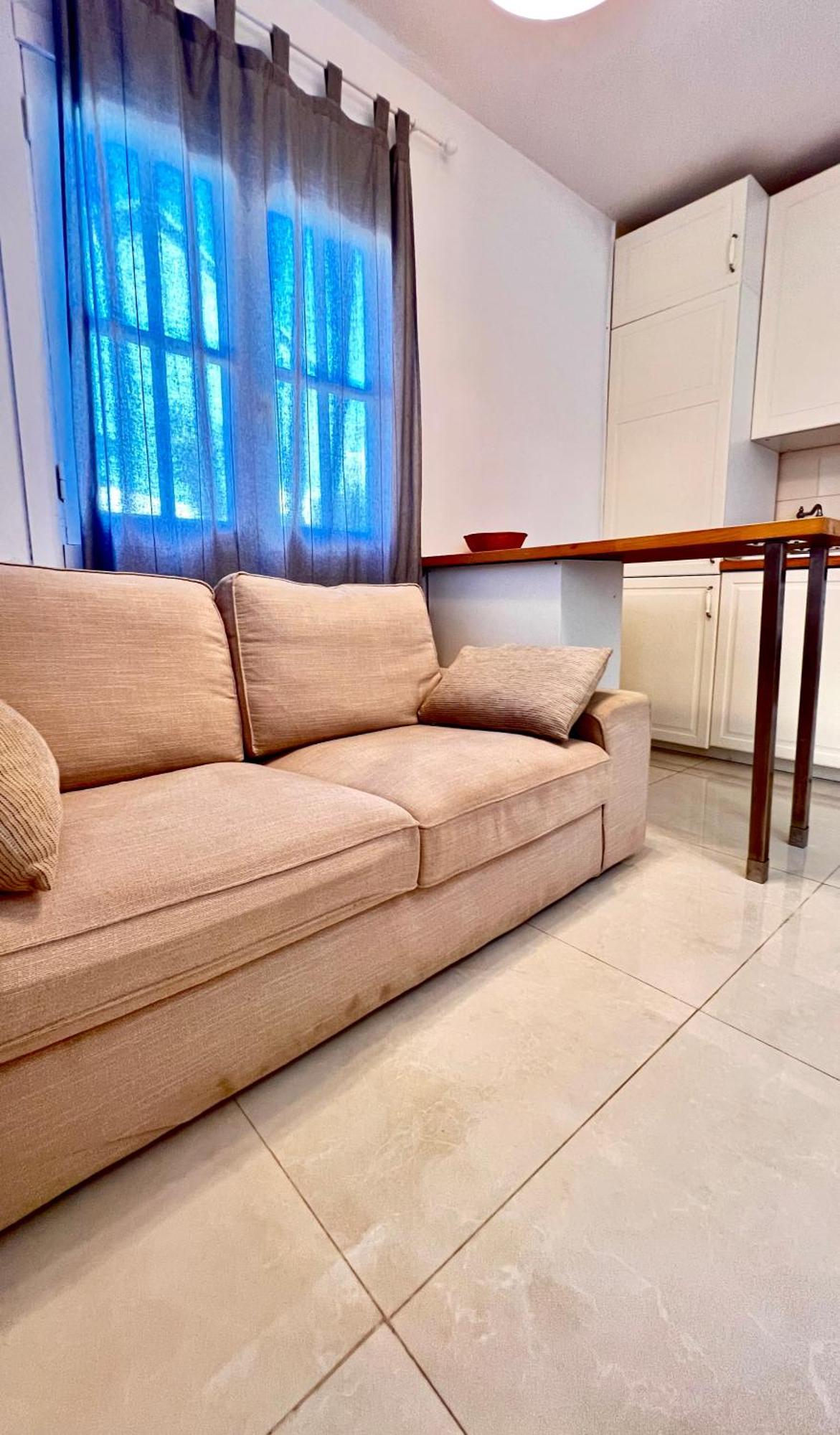 Cozy Two Bed Apartment. Адехе Экстерьер фото