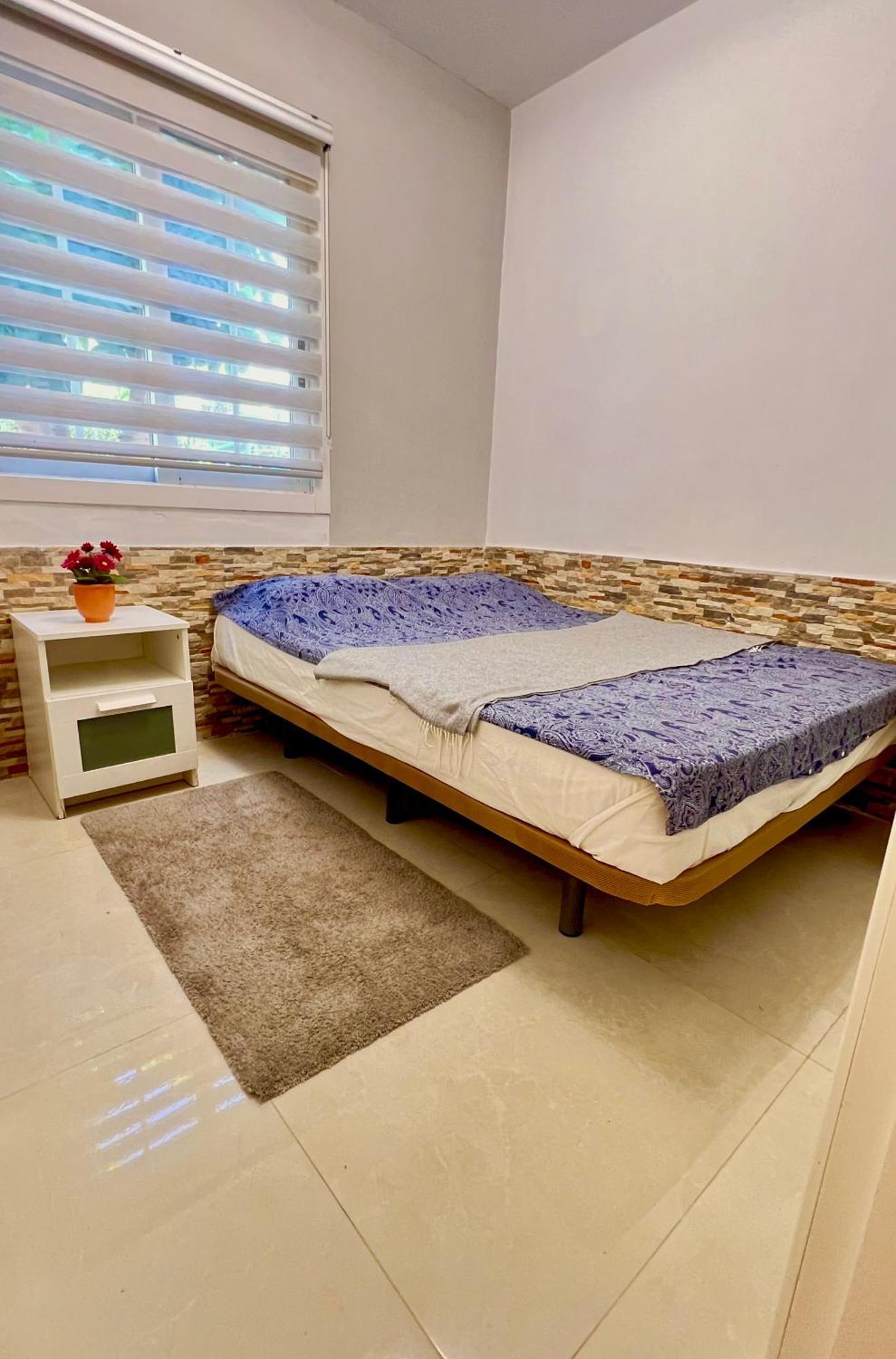 Cozy Two Bed Apartment. Адехе Экстерьер фото